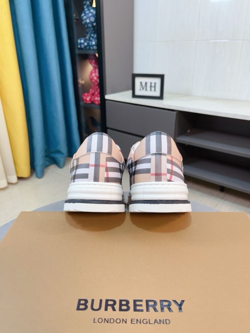 Burberry Low Shoes